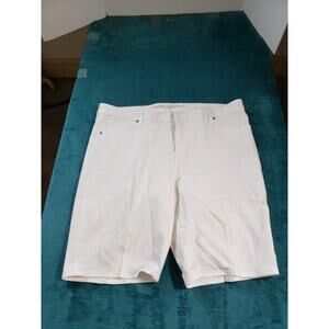 Chicos Shorts Sz 3.5 US SZ 18 Womens White Mid Rise Stretch Girlfriend Bermuda